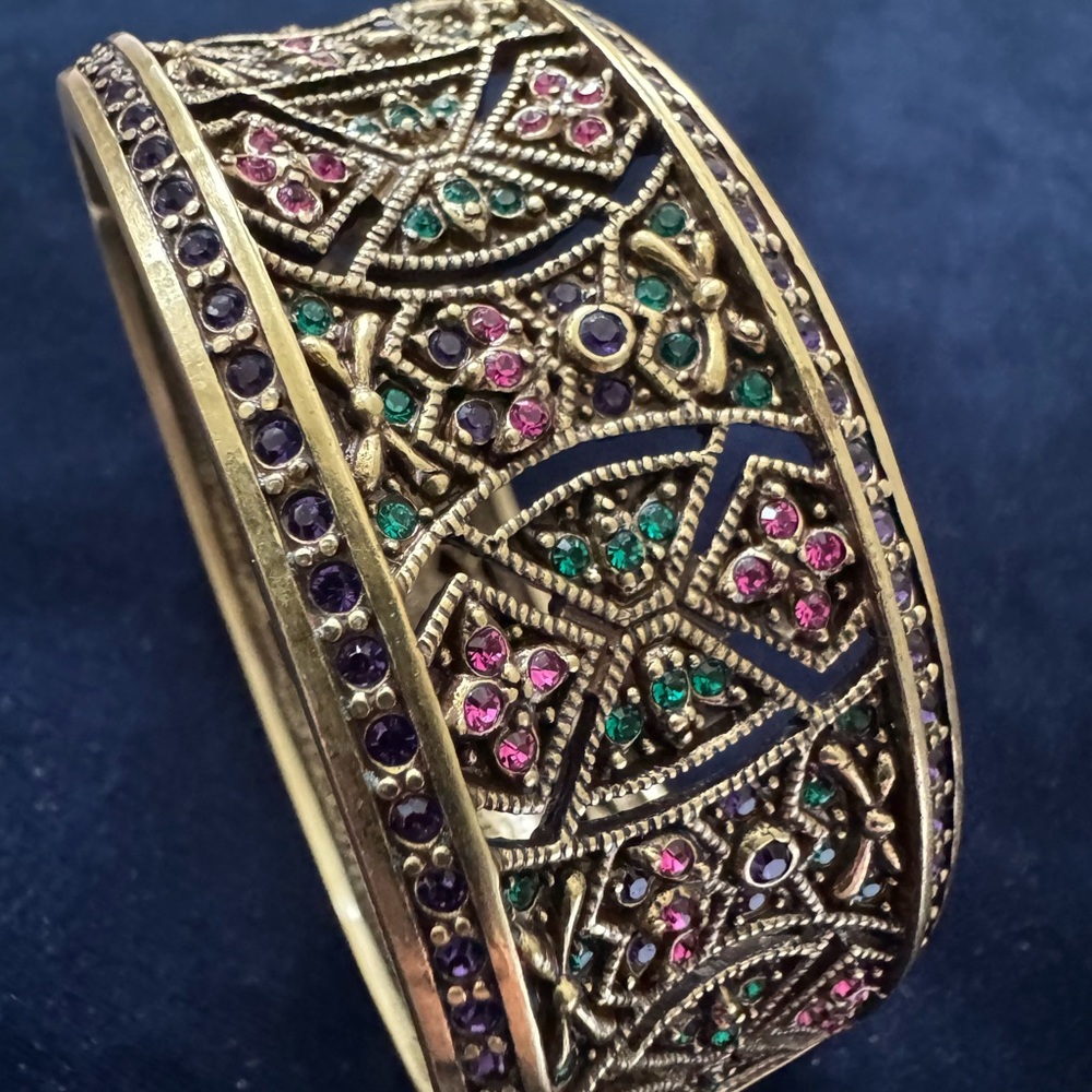 Elegant Heidi Daus Gold and Multicolor Bangle Bracelet - Picture 2 of 8
